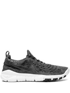 Nike baskets Free Run Trail - Gris