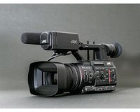 JVC GY-HC550E 4K handheld live streaming camcorder - thumbnail