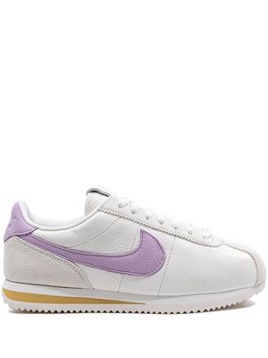 Nike "baskets Cortez SE ""Sail/Iced Lilac""" - Blanc