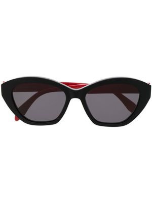 Alexander McQueen Eyewear lunettes de soleil à monture papillon - Noir