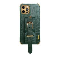 iPhone SE 2022 hoesje - Backcover - Slangenprint - Handvat - Gesp - Kunstleer - Groen - thumbnail