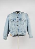 Vintage Levi&apos;s Jacket in Light Blue Size XL
