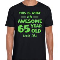 Cadeau T-shirt voor heren - leeftijd 65 jaar - awesome - zwart - glitter groen - Verjaardagsfeest - thumbnail