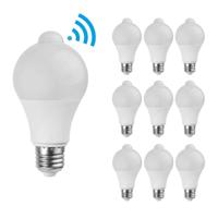 Set van 10 E27 LED Lampen met Sensor - 6 Watt 480 lumen - 6500K daglicht wit - PIR Bewegingsensor - Schemerschakelaar Set van 10 E27 LED Lampen met Sensor - 6 Watt 480 lumen - 6500K daglicht wit - PIR Bewegingsensor - Schemerschakelaar
