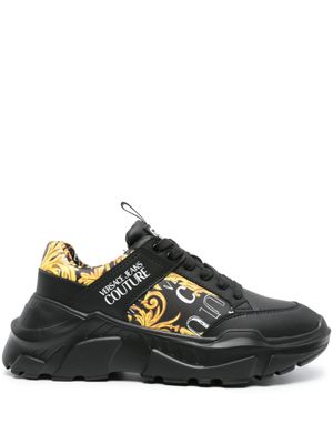 Versace Jeans Couture baskets à imprimé Baroccoflage - Noir