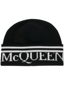 Alexander McQueen bonnet en maille à logo intarsia - Noir