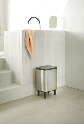 Brabantia Bo hi afvalemmer 7 liter met kunststof binnenemmer matt steel fingerprint proof