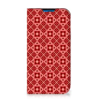 iPhone 14 Pro | Hoesje met Magneet | Batik Rood iPhone 14 Pro | Hoesje met Magneet | Batik Rood