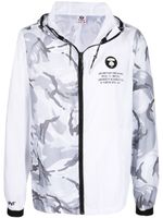 AAPE BY *A BATHING APE® veste imprimée à design à empiècements - Blanc