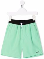 BOSS Kidswear short de bain à logo imprimé - Vert