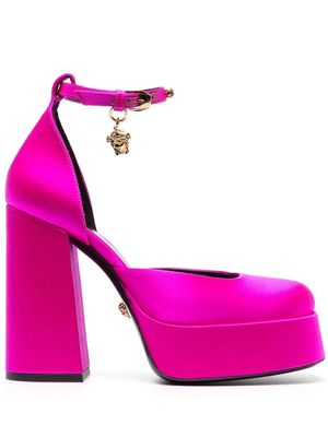 Versace escarpins Medusa à fini satiné - Rose