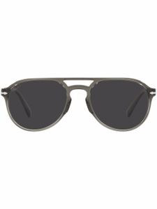 Persol x La Casa de Papel lunettes de soleil à monture aviateur - Gris