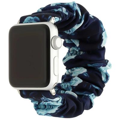 Apple Watch Nylon Scrunchie Band - Donkerblauw Rozen - 44, 45, 46 & 49mm Apple Watch Nylon Scrunchie Band - Donkerblauw Rozen - 44, 45, 46 & 49mm