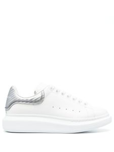 Alexander McQueen baskets à semelle épaisse - Blanc