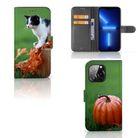 iPhone 13 Pro Telefoonhoesje met Pasjes Kitten