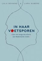 In haar voetsporen (Hardback)