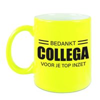 1x stuks collega cadeau mok / beker neon geel bedankt collega voor je top inzet