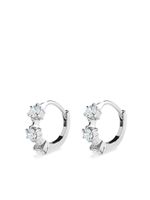 Jade Trau petites boucles d'oreille Kismet en or blanc 18ct à diamants