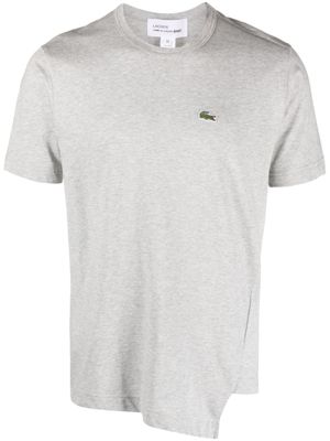 Comme Des Garçons Shirt x Lacoste t-shirt asymétrique à patch logo - Gris