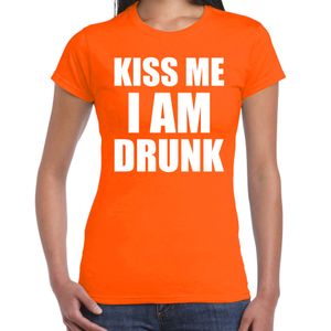 Koningsdag t-shirt kiss me I am drunk oranje voor dames