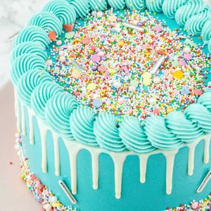Happy Sprinkle Taart