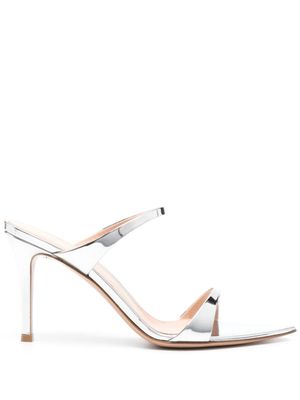 Gianvito Rossi mules Amore 95 mm à fini métallisé - Argent
