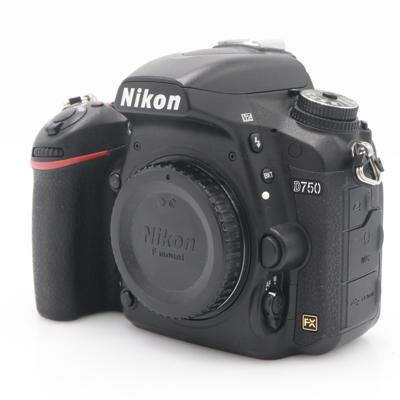 Nikon D750 body occasion