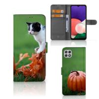 Samsung Galaxy A22 5G | Telefoonhoesje | Met pasjeshouder | Kitten