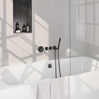 BRAUER Stripe Thermostatische Badkraan - SET 01 - inbouw - badvulcombinatie - staaf handdouche - doucheslang - wandaansluitbocht - gunmetal geborsteld PVD 5-GM-359 BRAUER Stripe Thermostatische Badkraan - SET 01 - inbouw - badvulcombinatie - staaf handdouche - doucheslang - wandaansluitbocht - gunmetal geborsteld PVD 5-GM-359