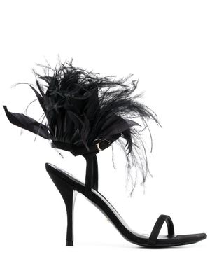 Stuart Weitzman sandales Plume 100 mm à bordure de plumes - Noir
