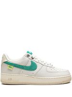 Nike baskets Air Force 1 07 LV8 - Blanc