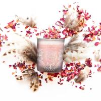 Lola's Apothecary Delicate Romance Fragrant Candle 220gr Lola's Apothecary Delicate Romance Fragrant Candle 220gr