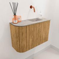Toiletmeubel Mondiaz Joya Dlux | 61.6 cm | Meubelkleur Oak | Faye wastafel Glace Wasbak Rechts | Zonder kraangat(en) Toiletmeubel Mondiaz Joya Dlux | 61.6 cm | Meubelkleur Oak | Faye wastafel Glace Wasbak Rechts | Zonder kraangat(en)