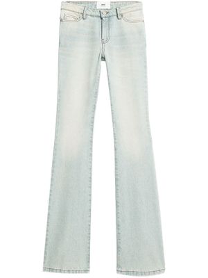 AMI Paris jean évasé à taille basse - Bleu