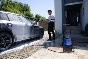 Nilfisk Core 140-8 In Hand Powercontrol - Premium car wash EU Hogedrukreiniger 140 bar Koud water