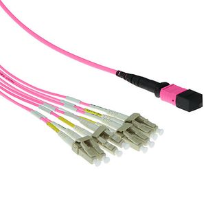 ACT 1 meter Multimode 50/125 OM4 fanout patchkabel 1 X MTP female - 4 X LC duplex 8 vezels