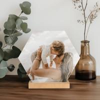 Houten fototegel met houder bedrukken - Hexagon