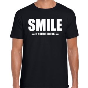 Smile if drunk / Lach als je dronken bent drank fun t-shirt zwart voor heren