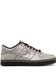 Nike baskets Dunk SE Delorean - Gris