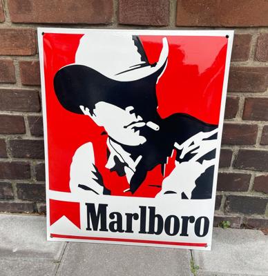 Marlboro Emaille Bord Vintage Stijl 50 x 40 cm Marlboro Emaille Bord Vintage Stijl 50 x 40 cm