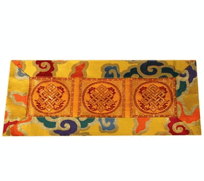 Brokaat Kleed Tibetan Clouds + 3 Eindeloze Knopen