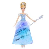 Disney prinses Assepoester en haar betoverende baljurk