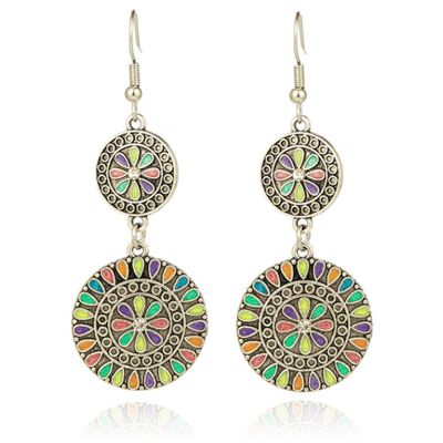 Dubbele ronde zilverkleurige dames oorbellen multicolor en strass