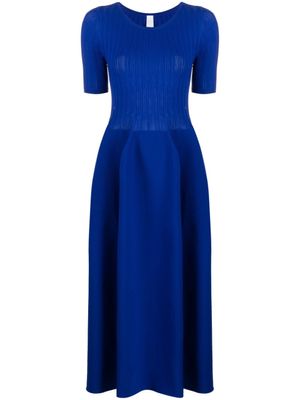 CFCL robe nervurée à coupe mi-longue - Bleu