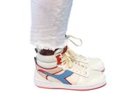 Diadora Magic Basket Mid Label Sneakers Dames 36 Diadora Magic Basket Mid Label Sneakers Dames 36