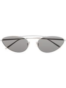 Saint Laurent Eyewear lunettes de soleil teintées à monture papillon - Argent