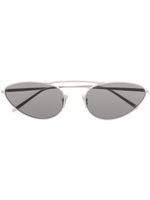 Saint Laurent Eyewear lunettes de soleil teintées à monture papillon - Argent