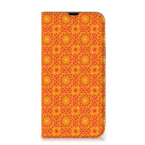 iPhone 13 Pro Max Hoesje met Magneet Batik Oranje