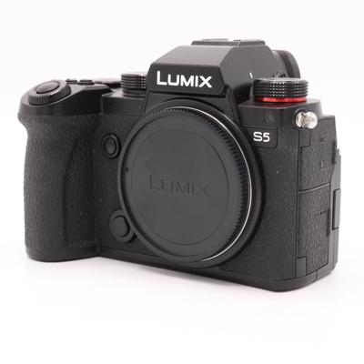 Panasonic Lumix DC-S5 body occasion