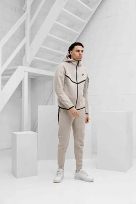Nike Tech Fleece Trainingspak Heren Beige/Zwart - Maat M - Kleur: BeigeZwart | Soccerfanshop